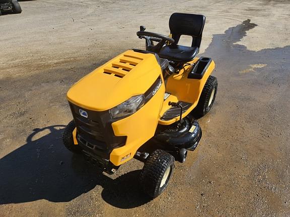 Image of Cub Cadet XT1 LT42 Image 1