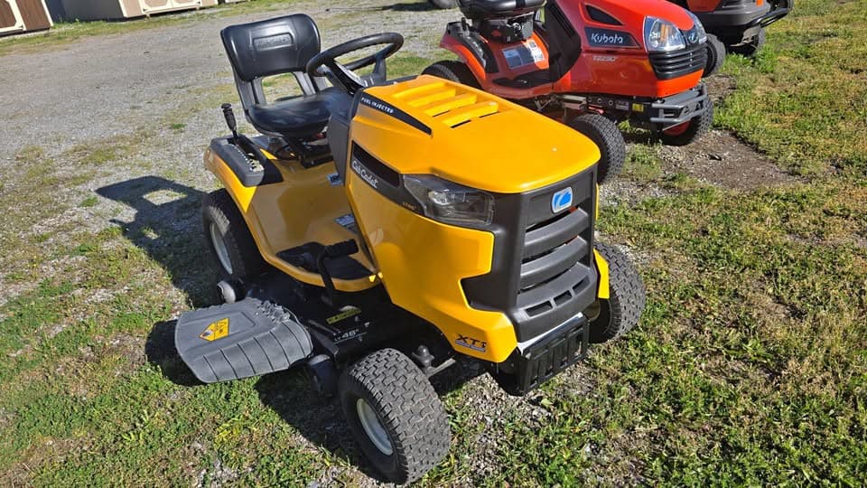 Image of Cub Cadet XT1 LT46 Primary image