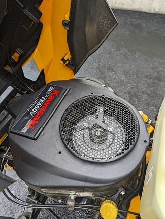 Image of Cub Cadet XT2 LX42 equipment image 3