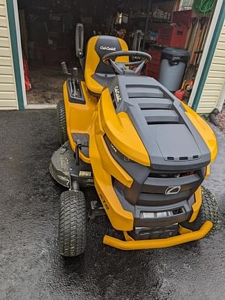 Image of Cub Cadet XT2 LX42 equipment image 2