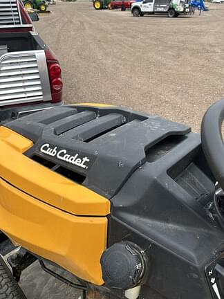 Image of Cub Cadet XT1 ST54 equipment image 4