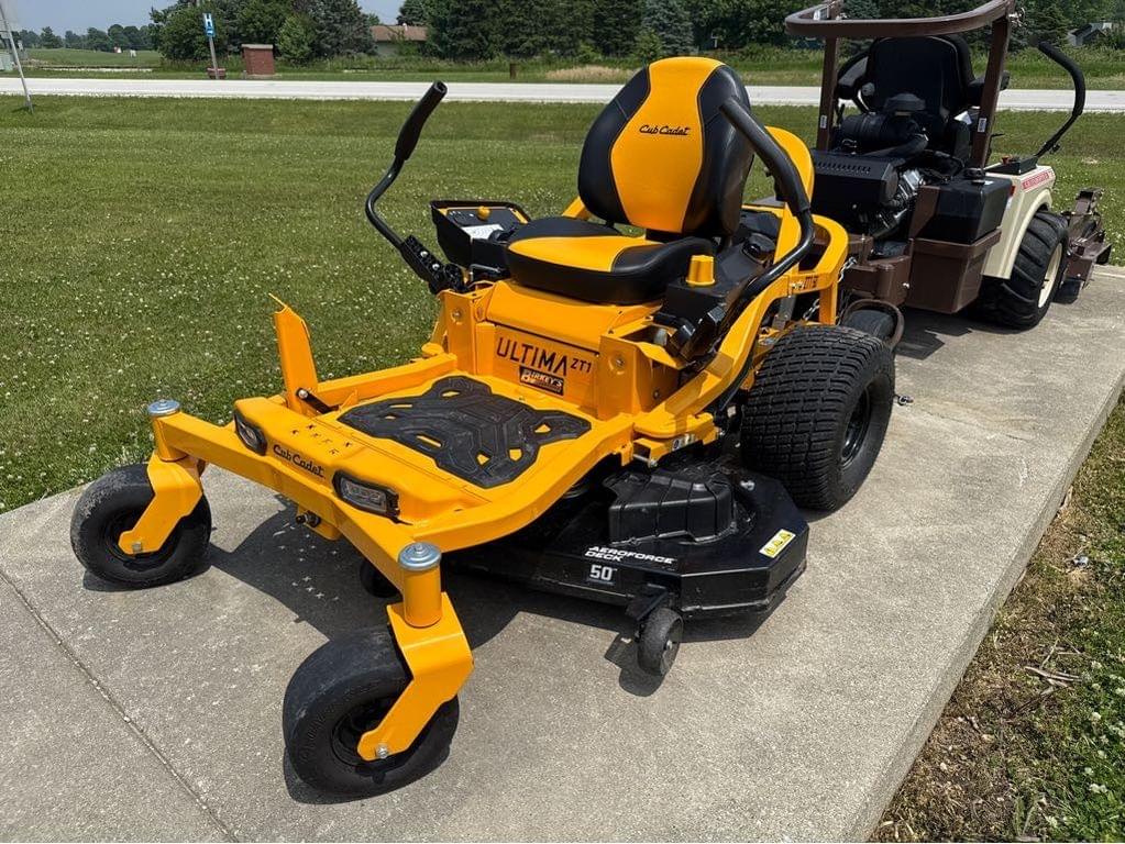 Image of Cub Cadet Ultima ZT1 Primary image