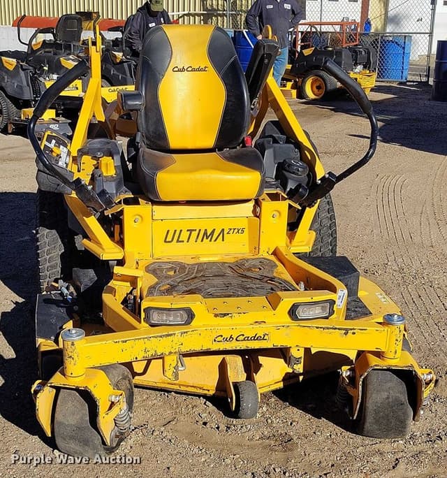 Image of Cub Cadet Ultima ZTX5 equipment image 1