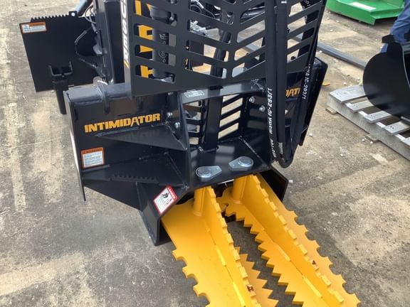 2021 Danuser Intimidator Equipment Image0