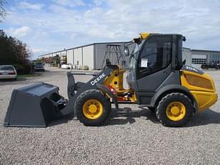 Main image John Deere 204L 3