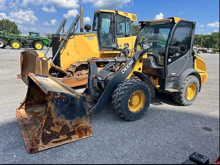 Image of John Deere 204L Primary image