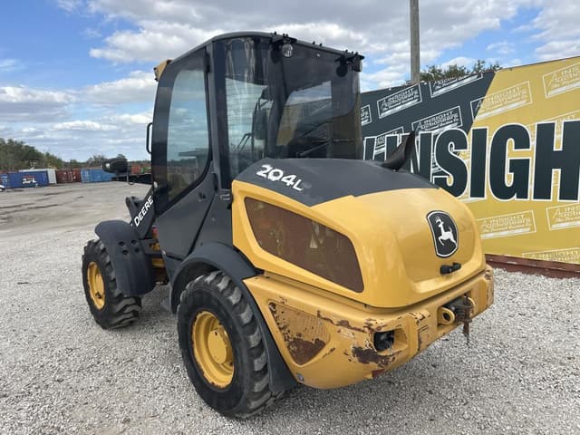 Image of John Deere 204L equipment image 1
