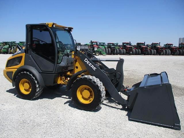 Image of John Deere 204L equipment image 1