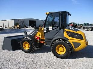 Main image John Deere 204L 5