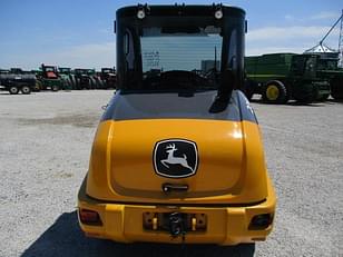 Main image John Deere 204L 8