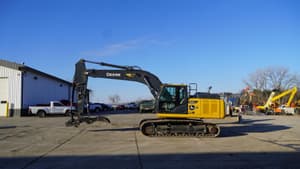 2021 John Deere 210G LC Image