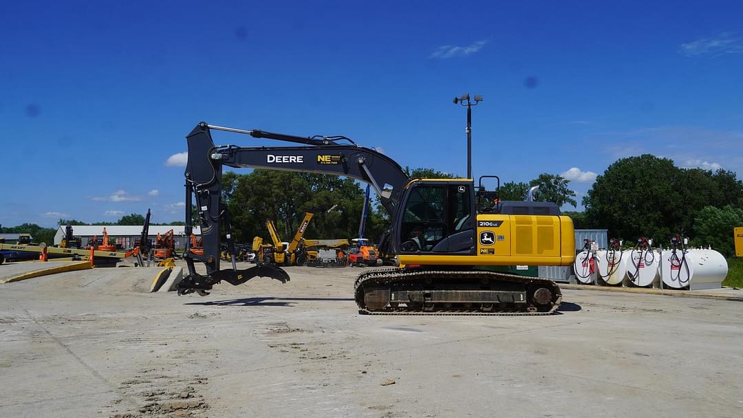 Image of John Deere 210G LC Primary image