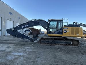 2021 John Deere 210G LC Image