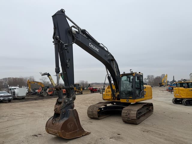 Image of John Deere 210G LC equipment image 1