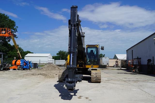 Image of John Deere 210G LC equipment image 3
