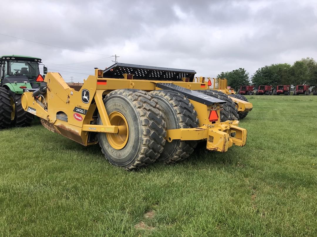 Image of John Deere 2412DE Primary image