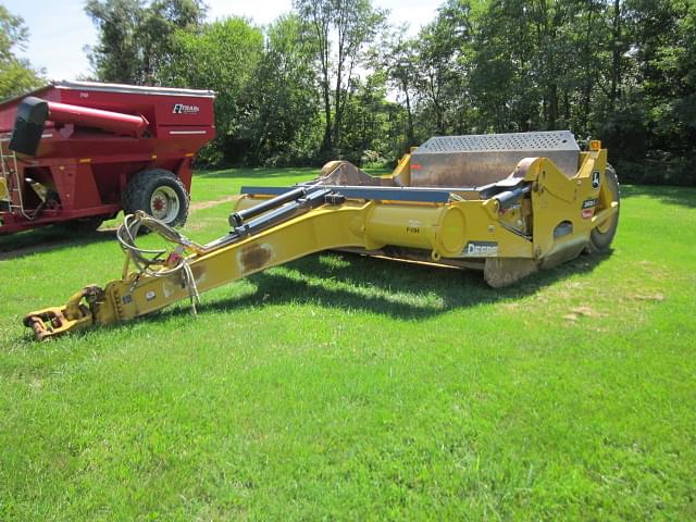 Image of John Deere 2412DE equipment image 1