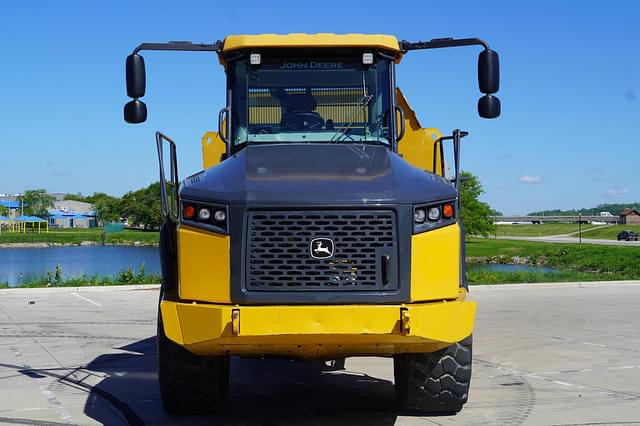 Image of John Deere 260E equipment image 3