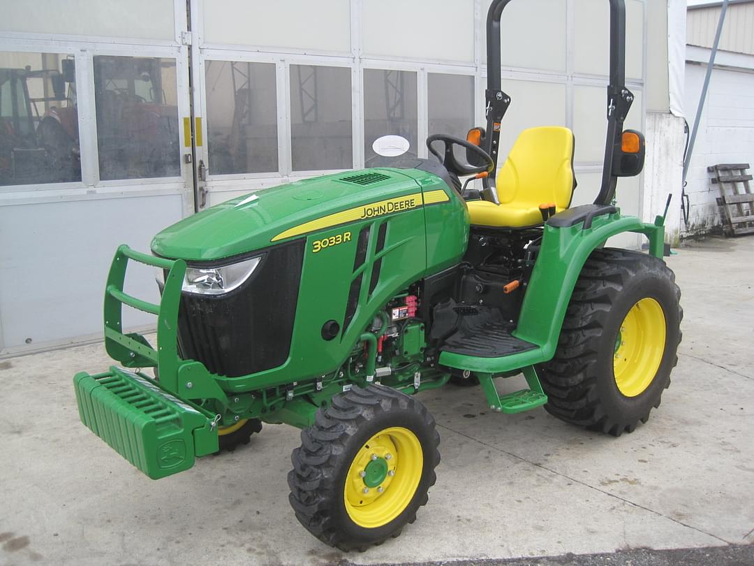 Image of John Deere 3033R Primary image