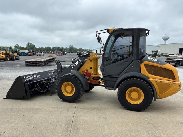 Image of John Deere 304L equipment image 3