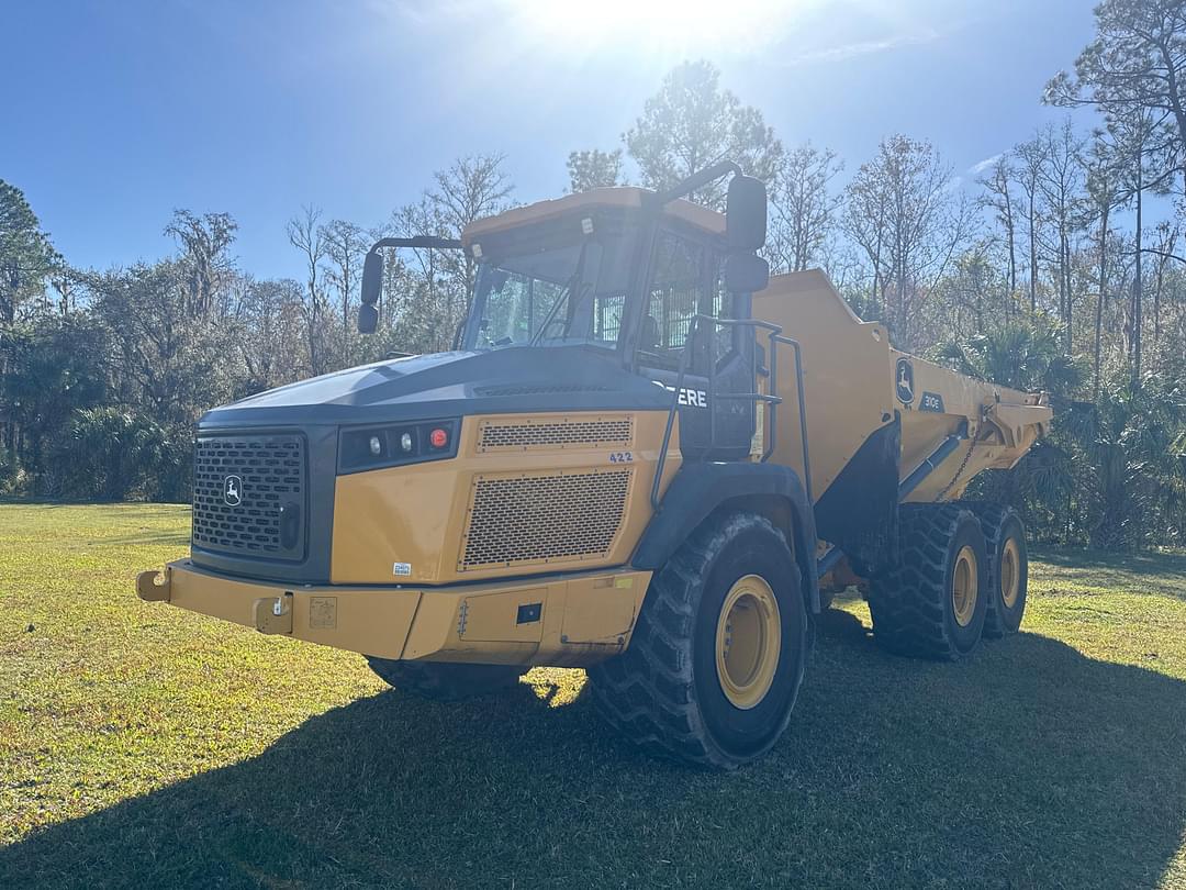 Image of John Deere 310E Primary image