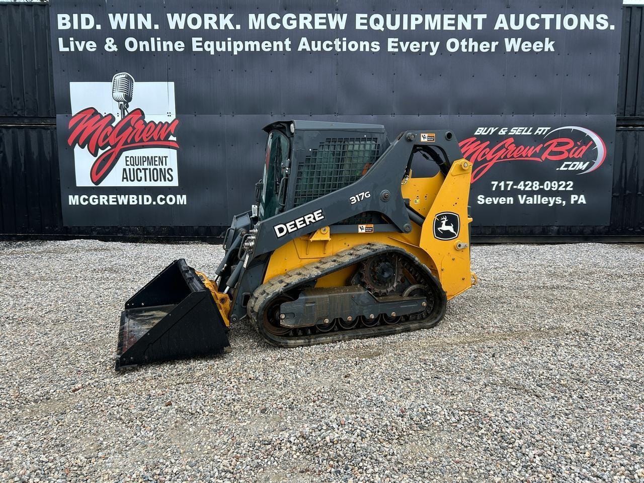 2021 John Deere 317G Equipment Image0