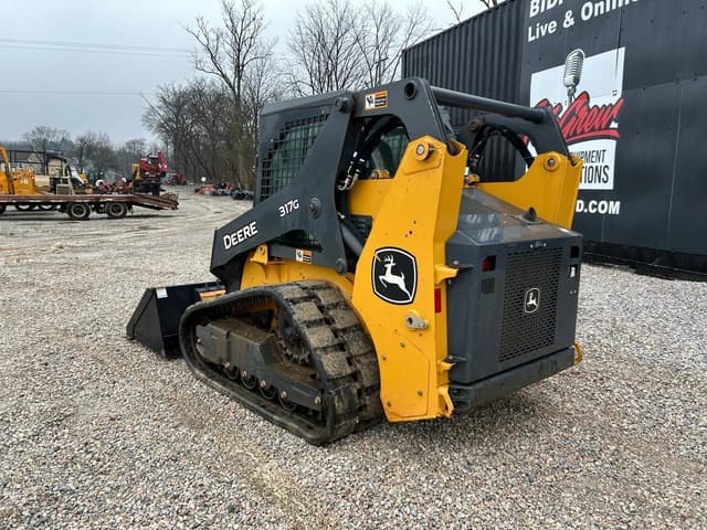 Image of John Deere 317G equipment image 1