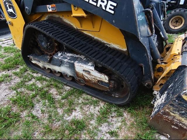 Image of John Deere 317G equipment image 4