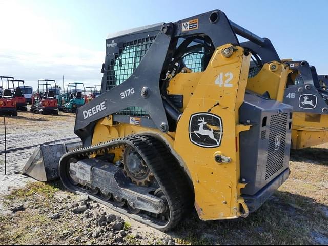 Image of John Deere 317G equipment image 3