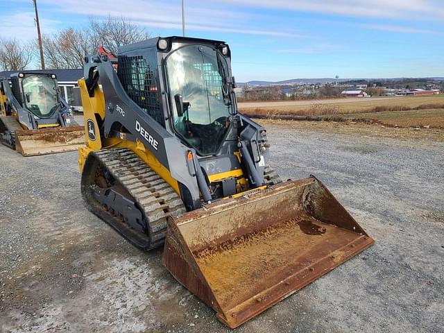 Image of John Deere 317G equipment image 1