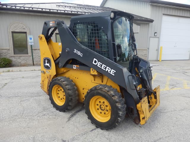 Image of John Deere 318G equipment image 1