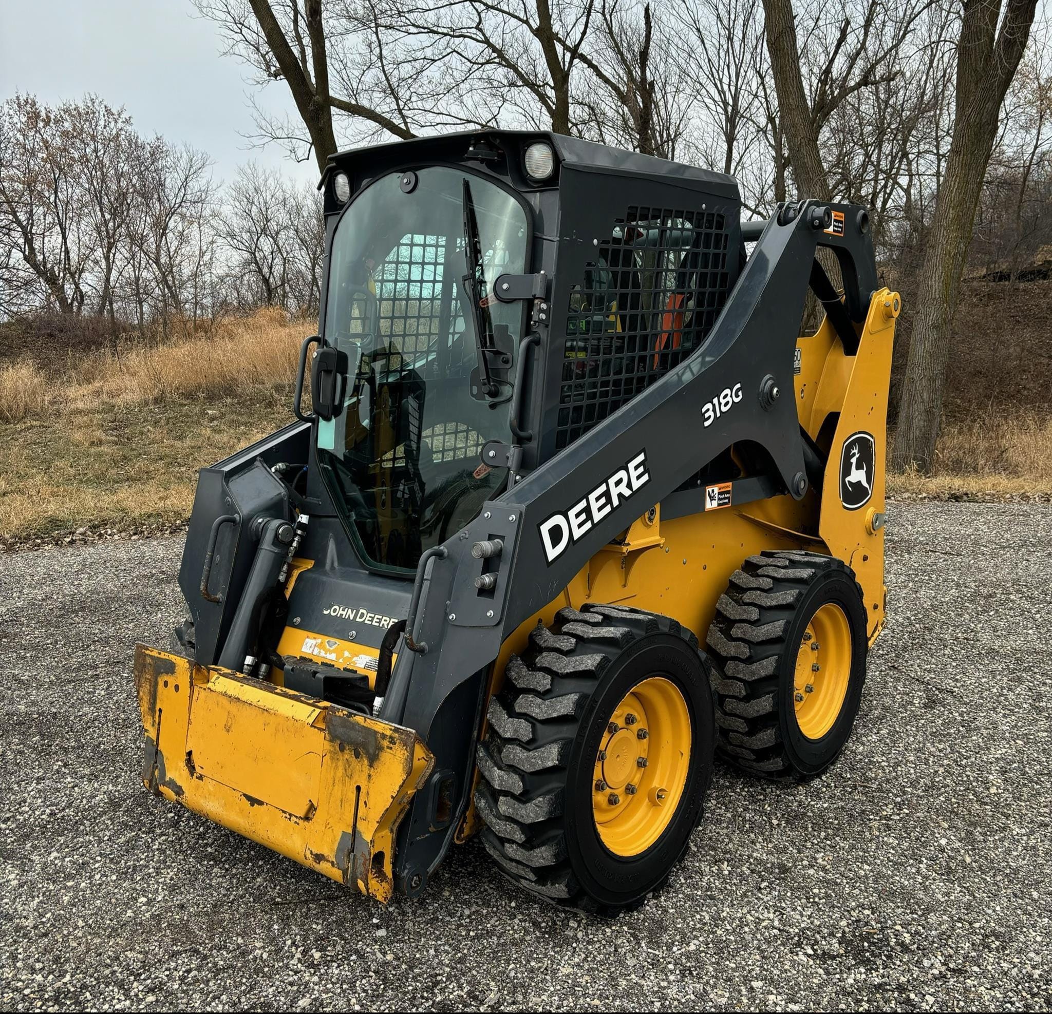 2021 John Deere 318G Equipment Image0