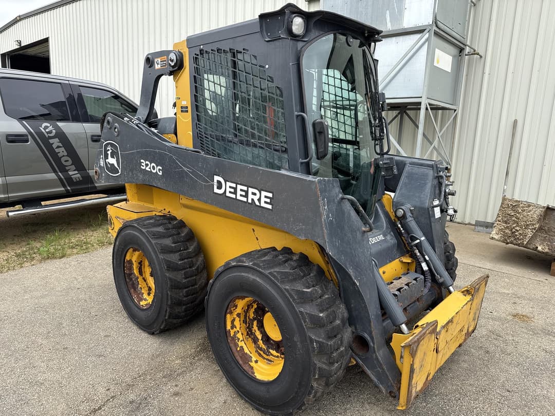 Image of John Deere 320G Primary image