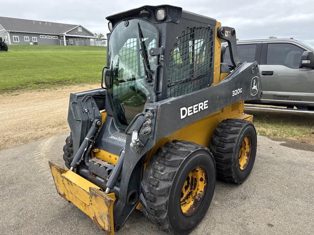 Image of John Deere 320G equipment image 1