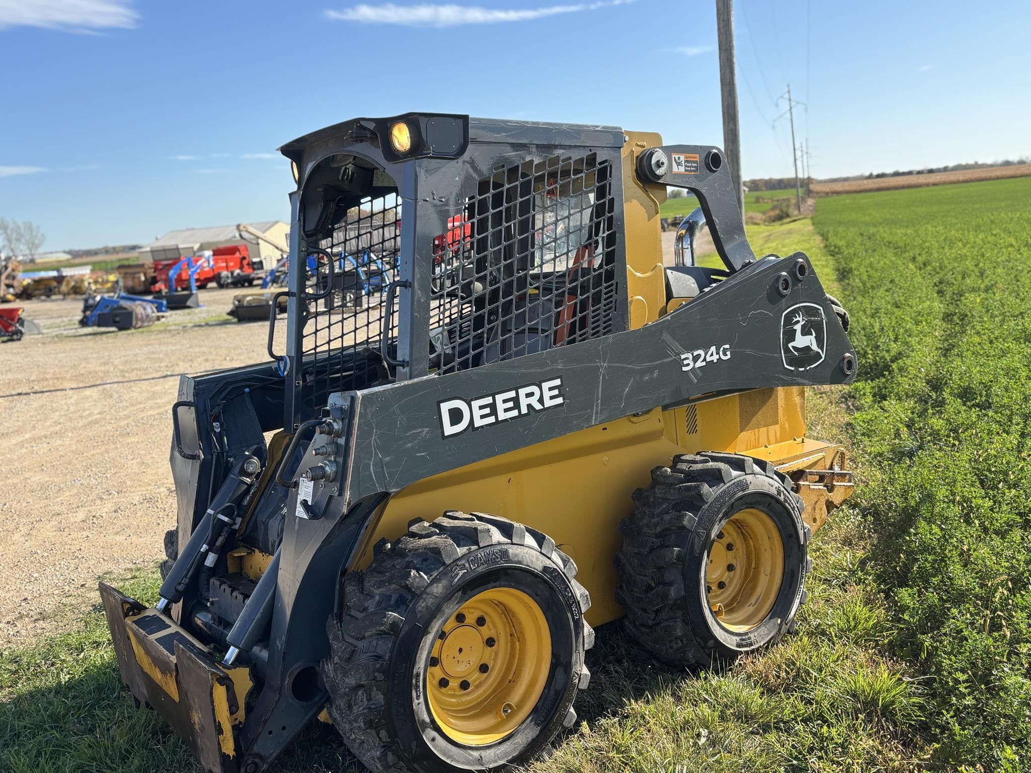 2021 John Deere 324G Equipment Image0