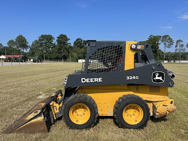 Image of John Deere 324G equipment image 1
