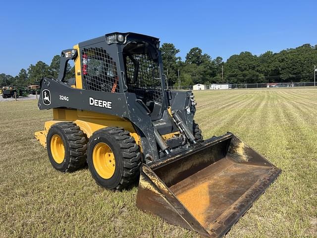 Image of John Deere 324G equipment image 4
