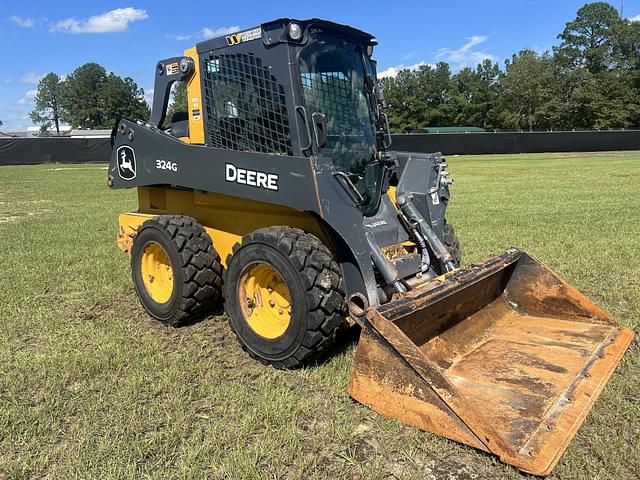 Image of John Deere 324G equipment image 4