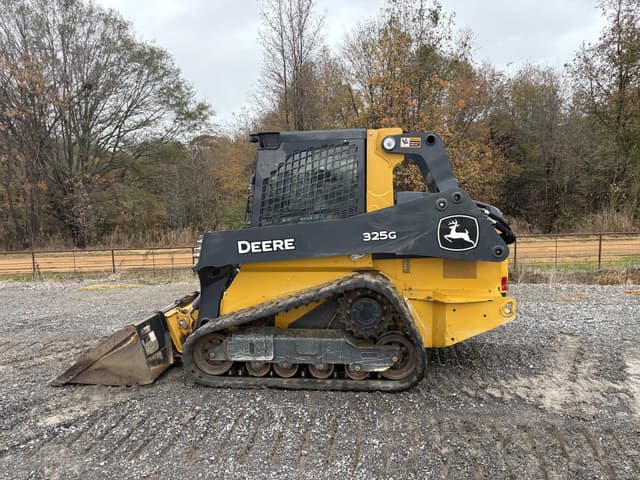 Image of John Deere 325G equipment image 2