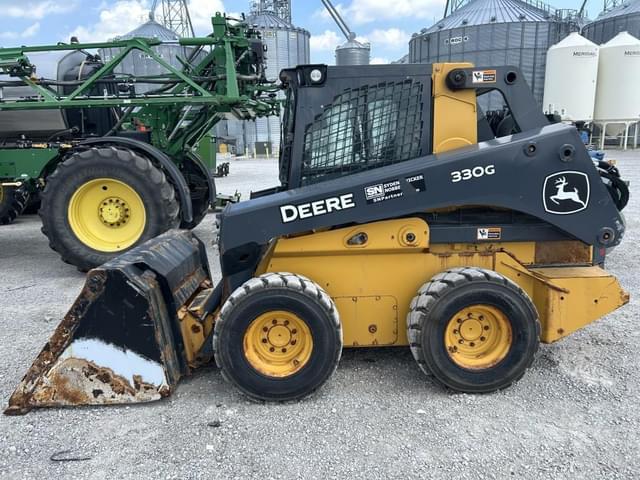 Image of John Deere 330G equipment image 2