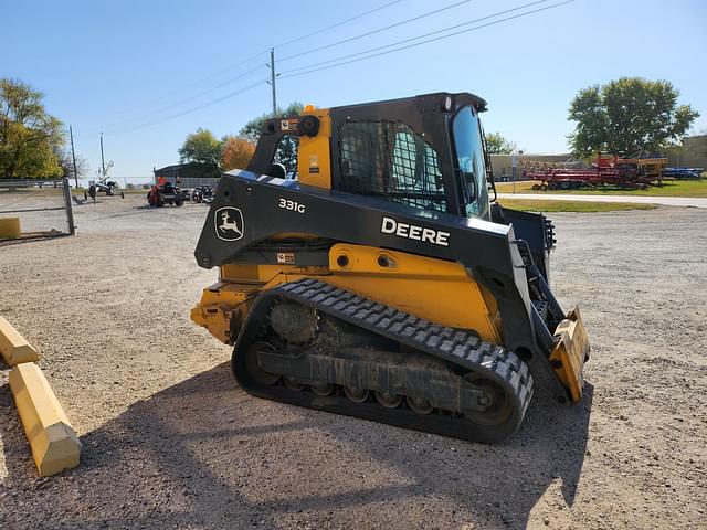 Image of John Deere 331G equipment image 3