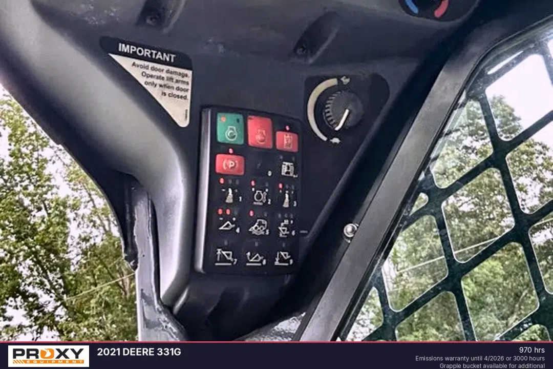 Image of John Deere 331G Primary image