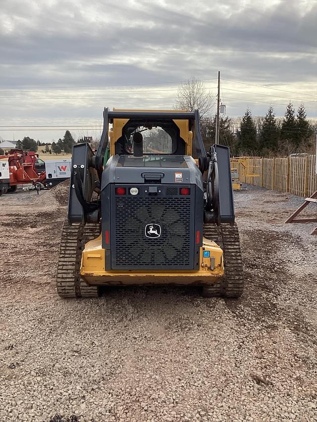 Image of John Deere 331G equipment image 3