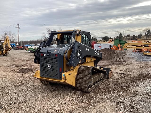 Image of John Deere 331G equipment image 4