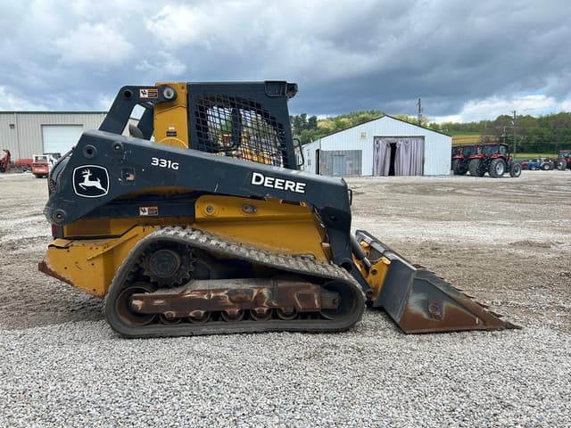 Image of John Deere 331G equipment image 4