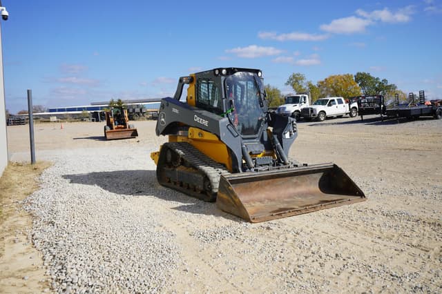Image of John Deere 333G equipment image 3