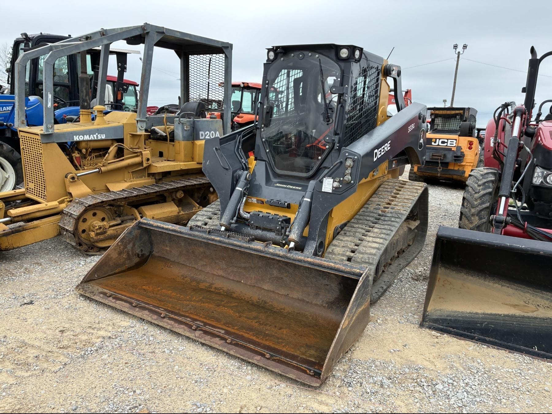 2021 John Deere 333G Equipment Image0