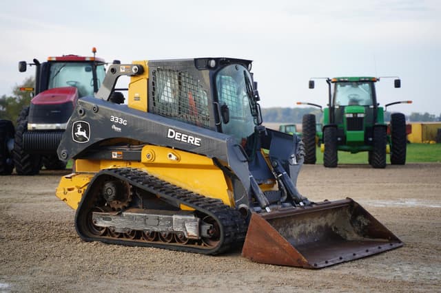 Image of John Deere 333G equipment image 2