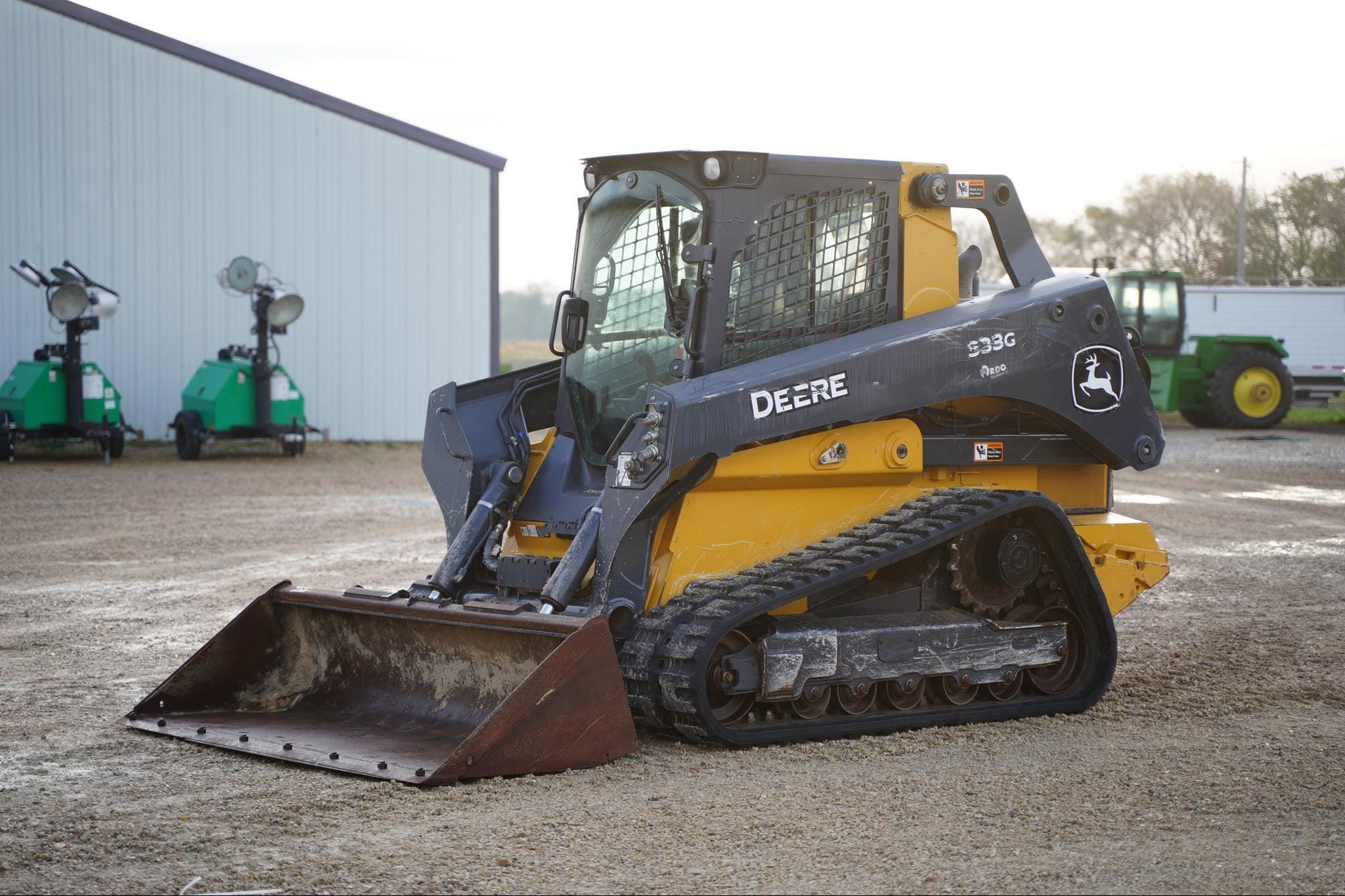 2021 John Deere 333G Equipment Image0