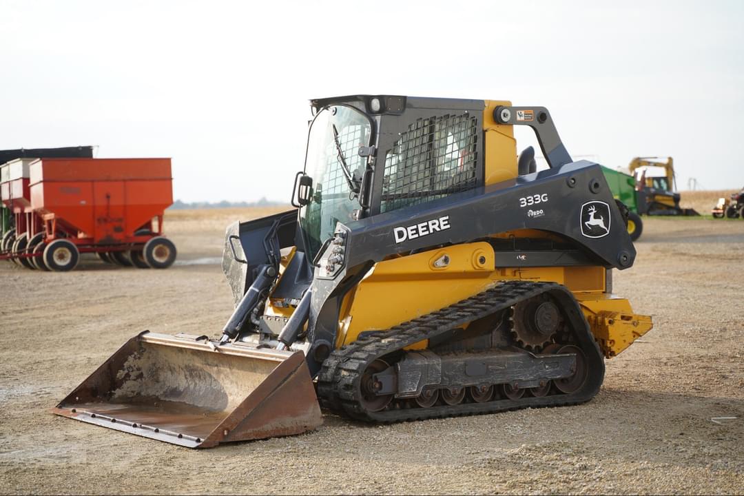 Image of John Deere 333G Primary image